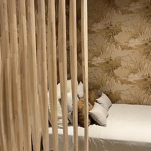 https://au-cur-du-viel-antibes-cosy-appartement.fr-provencehotel.com