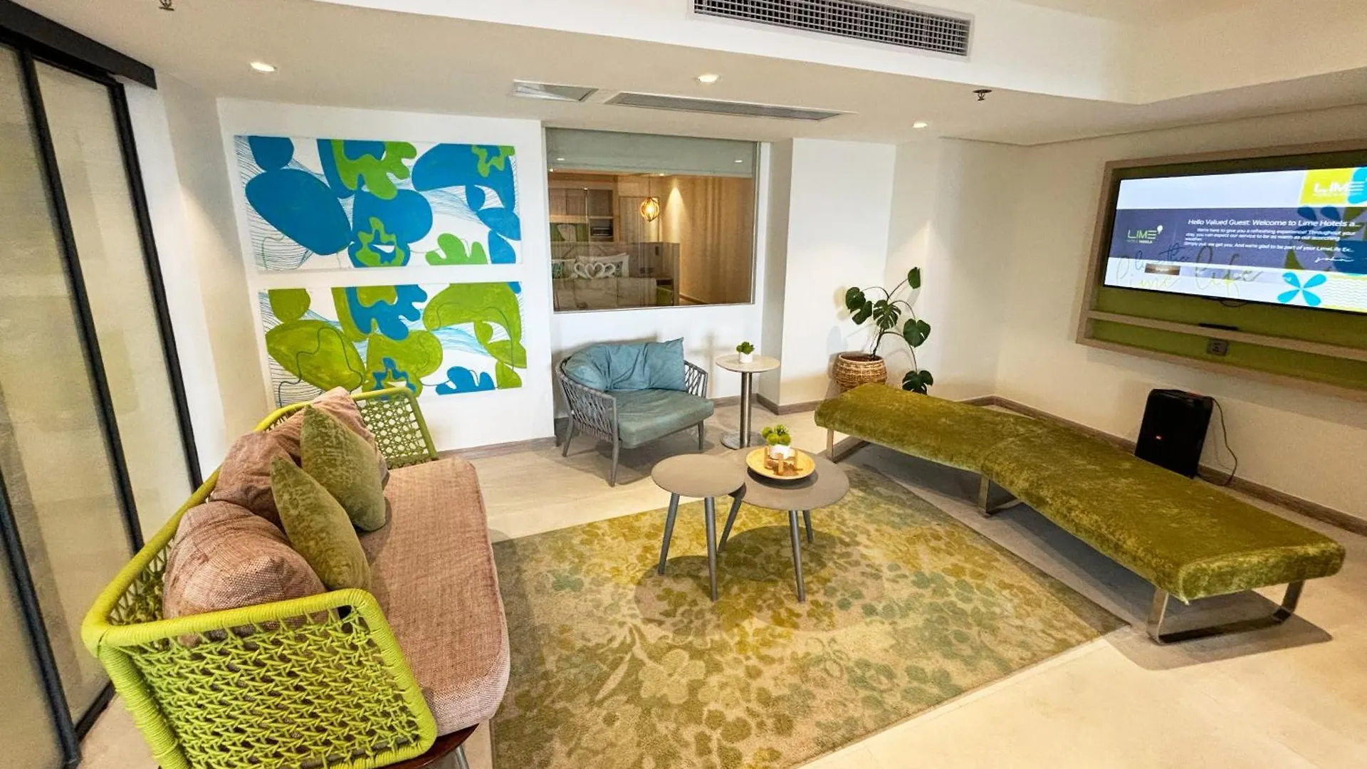 ホテル Lime Resort Manila パサイ